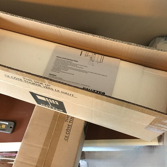 "Marco" Wall Sconce by MATTEO - BRAND NEW IN BOX! 𝟐 𝐚𝐯𝐚𝐢𝐥𝐚𝐛𝐥𝐞 - Picture 10 of 12